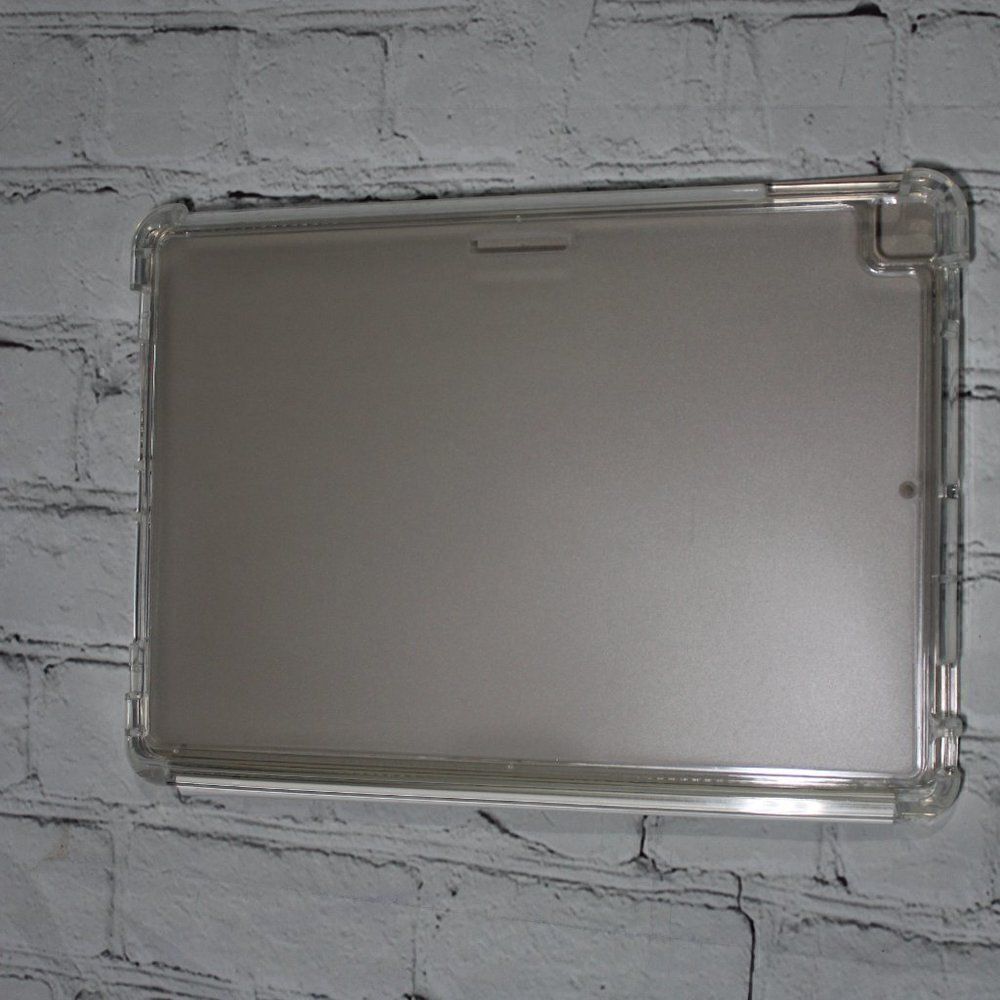 iPad 8th/7th Generation MARBLE Trifold Case 10.2" - Picture 4 of 5
